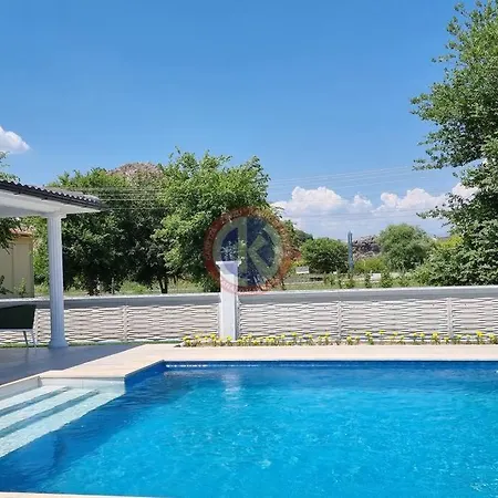 Dolce Villa *